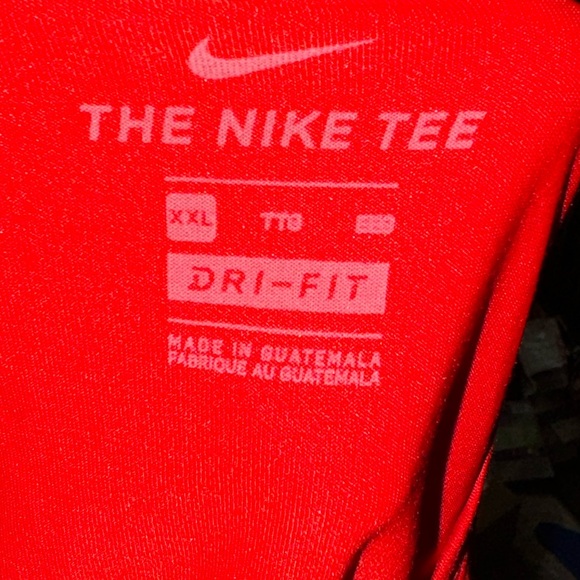 NIKE: Kansas City Chiefs “Party in the Castle” 3X Super Bowl Champs: 2XL - Picture 4 of 4